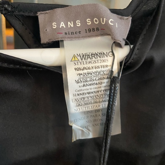 Long sleeve open back satin top - Picture 4 of 5